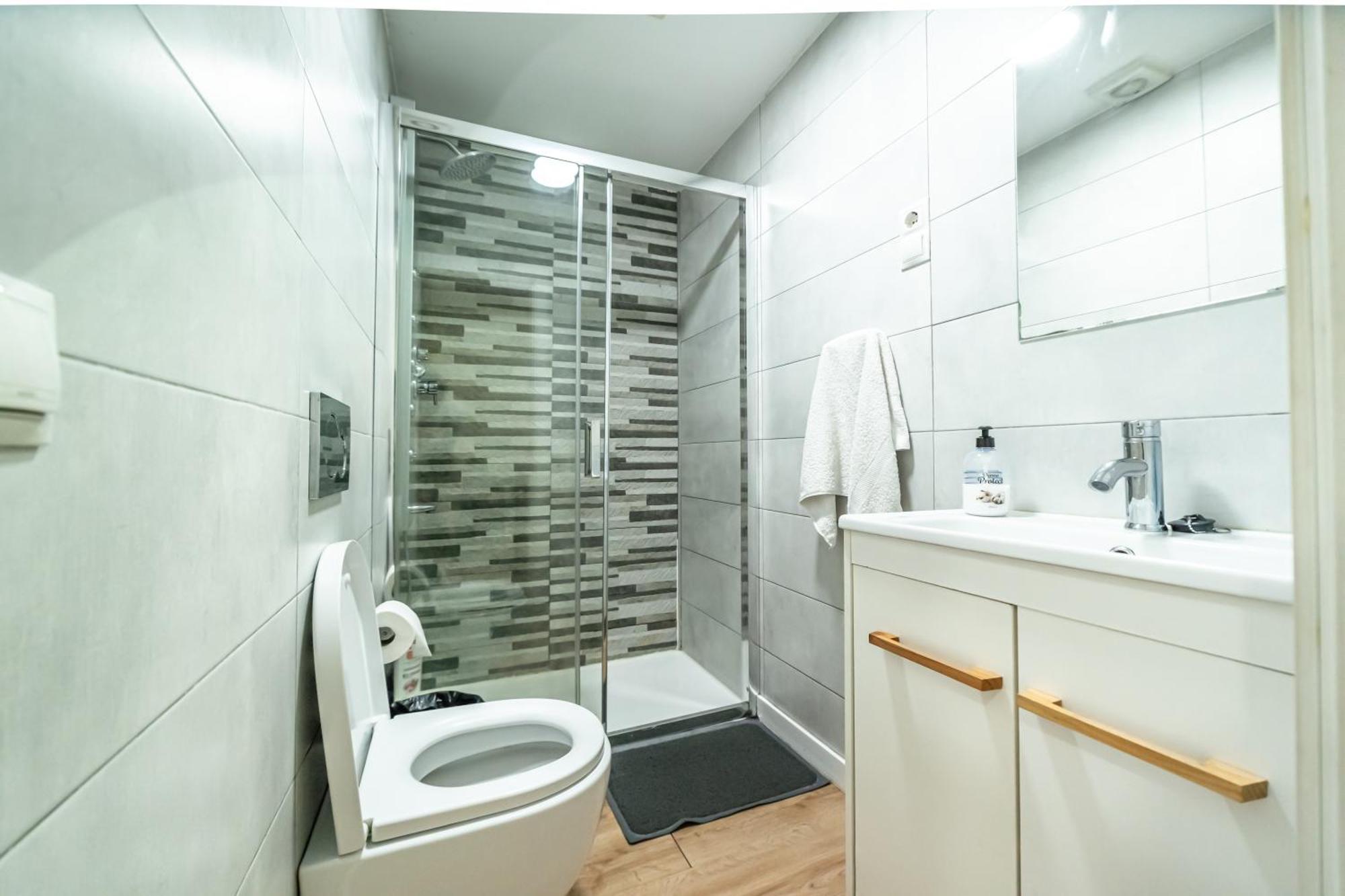 马德里New Flat , Modern , Wifi, 10Min Sol, 5 Reina Sofia公寓 外观 照片